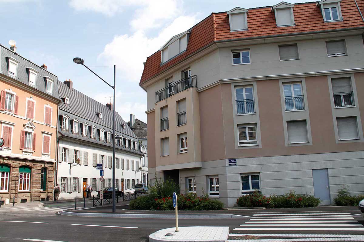 Façade logements étudiants à Mulhouse Résidence Camille Saint-Saëns