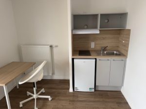 Résidence étudiante Villeneuve St Georges Logements étudiants coin cuisine et bureau